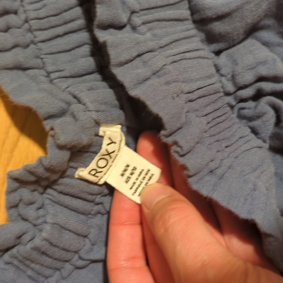 $15 Sale!!! Bundle of two Roxy lounge/beach shorts - Picture 2 of 4